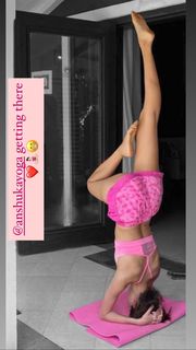 Ananya Panday feet photo thumbnail