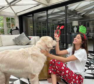 Ananya Panday feet photo thumbnail