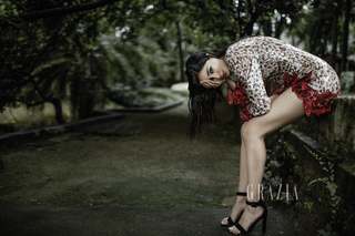 Ananya Panday feet photo thumbnail