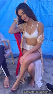 Ananya Panday feet photo thumbnail