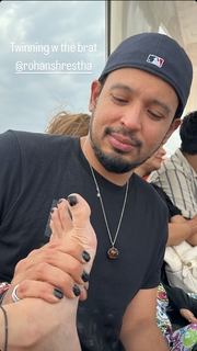 Ananya Panday feet photo thumbnail