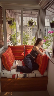 Ananya Panday feet photo thumbnail