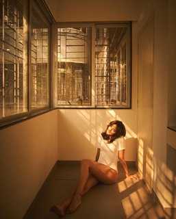 Ananya Panday feet photo thumbnail