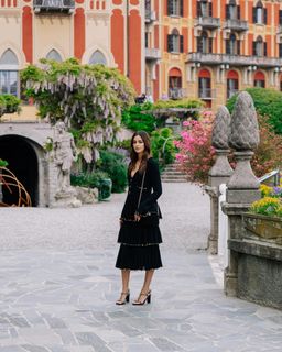 Ananya Panday feet photo thumbnail