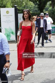 Ananya Panday feet photo 8