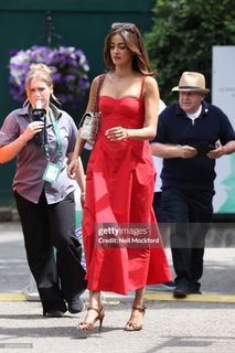 Ananya Panday feet photo 5