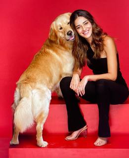 Ananya Pandey feet photo thumbnail
