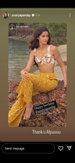 Ananya Pandey feet photo thumbnail