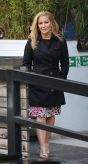 Anastacia feet photo thumbnail