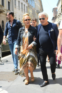 Anastacia feet photo thumbnail