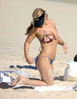 Anastacia feet photo thumbnail