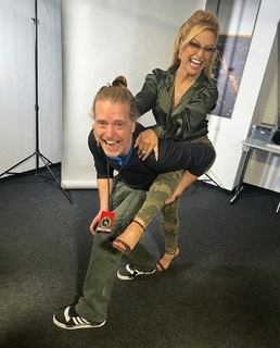 Anastacia feet photo thumbnail