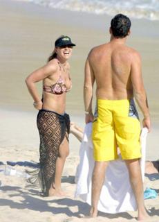 Anastacia feet photo thumbnail