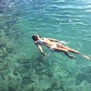 Anastasia Ashley feet photo thumbnail