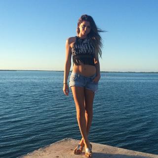 Anastasia Ashley feet photo thumbnail