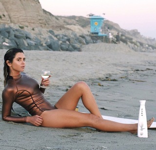 Anastasia Ashley feet photo thumbnail