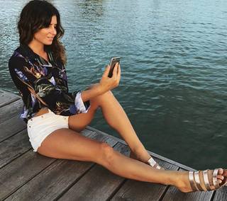 Anastasia Ashley feet photo thumbnail