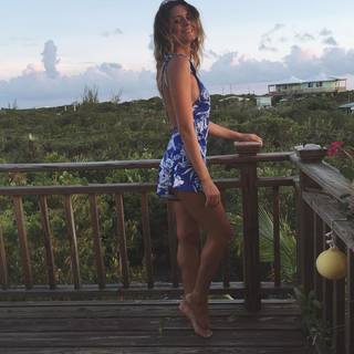 Anastasia Ashley feet photo thumbnail