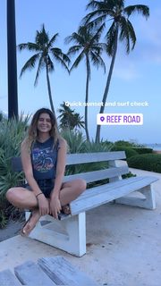 Anastasia Ashley feet photo thumbnail