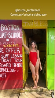 Anastasia Ashley feet photo thumbnail