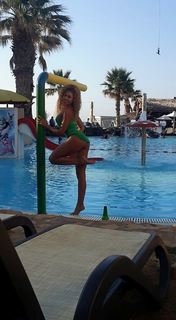 Anastasia Giousef feet photo thumbnail