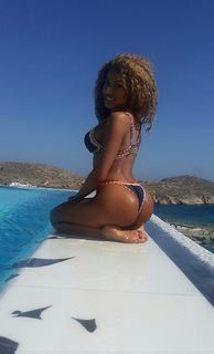 Anastasia Giousef feet photo thumbnail