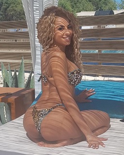 Anastasia Giousef feet photo thumbnail