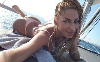 Anastasia Giousef feet photo thumbnail