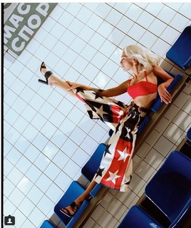 Anastasia Ivleeva feet photo thumbnail