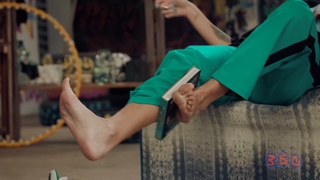 Anastasia Ivleeva feet photo thumbnail