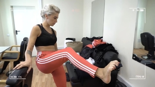 Anastasia Ivleeva feet photo thumbnail