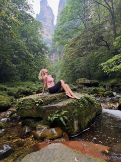 Anastasia Ivleeva feet photo 12