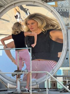 Anastasia Ivleeva feet photo 7