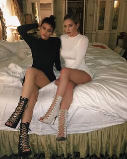 Anastasia Karanikolaou feet photo thumbnail