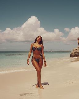 Anastasia Karanikolaou feet photo thumbnail