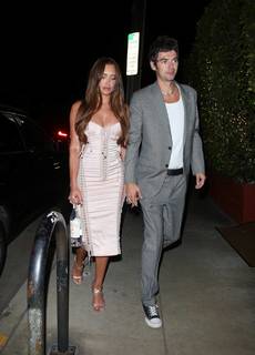 Anastasia Karanikolaou feet photo thumbnail