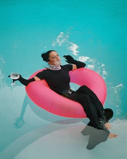 Anastasia Karanikolaou feet photo thumbnail