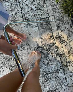 Anastasia Karanikolaou feet photo thumbnail