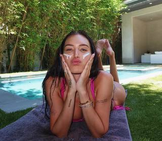 Anastasia Karanikolaou feet photo thumbnail