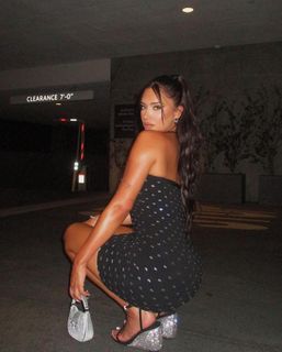 Anastasia Karanikolaou feet photo thumbnail