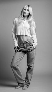 Anastasia Potapova feet photo 3