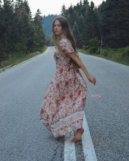 Anastasia Tsilimpiou feet photo 14