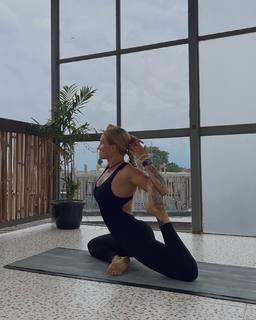 Anastasia Yankova feet photo 5