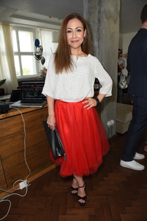 Anastasia Zampounidis feet photo 9