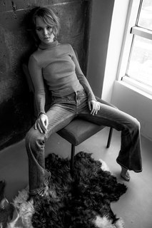 Anastasiya Shcheglova feet photo thumbnail