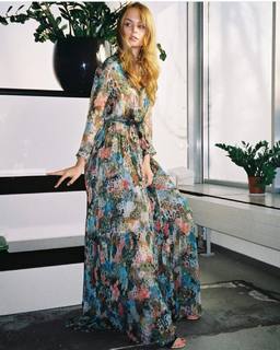 Anastasiya Shcheglova feet photo thumbnail