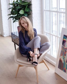 Anastasiya Shcheglova feet photo thumbnail