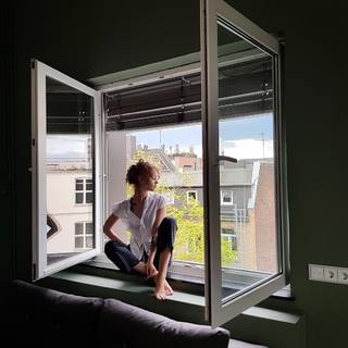 Anastasiya Shcheglova feet photo thumbnail