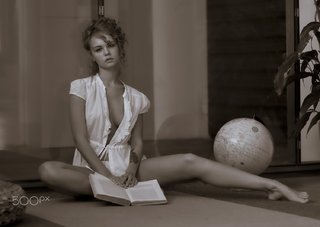 Anastasiya Shcheglova feet photo thumbnail