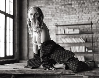 Anastasiya Shcheglova feet photo thumbnail